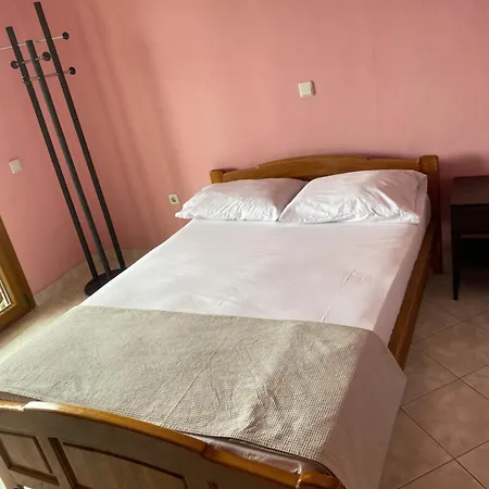 Aphrodites Gardens 2 Apartment