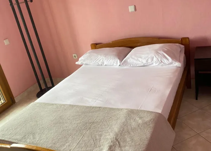 Aphrodites Gardens 2 公寓