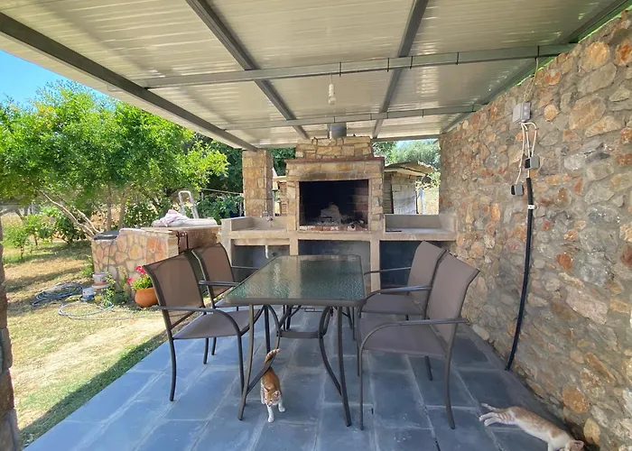 Aphrodites Gardens 2 奥马斯帕纳吉亚斯